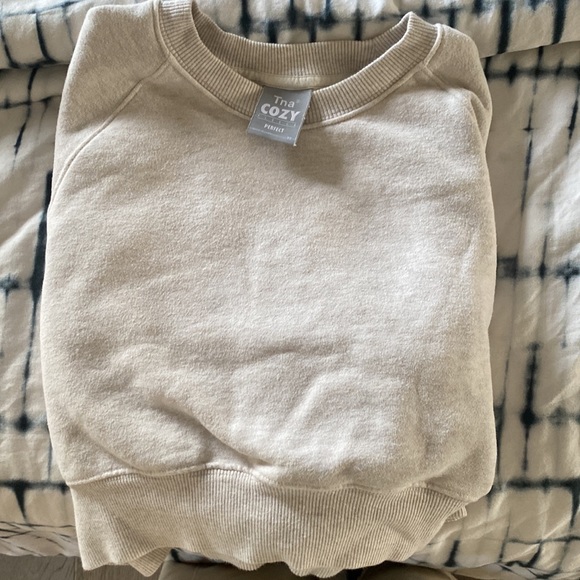 Aritzia Tops - Aritzia